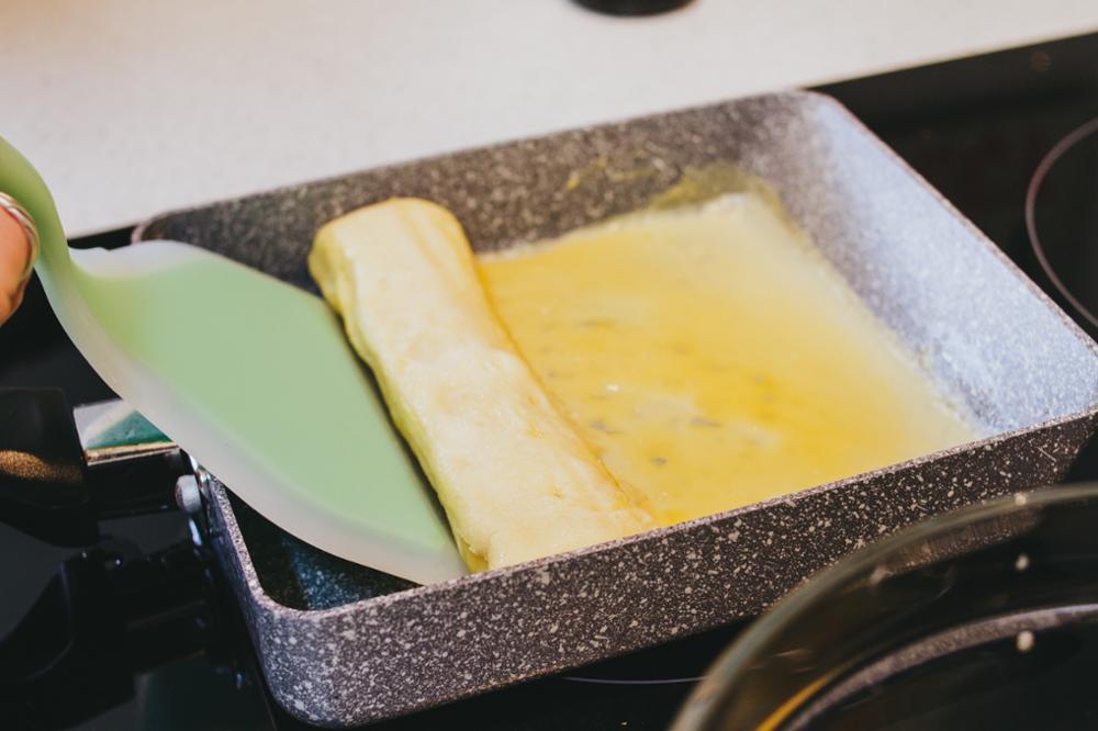 Tamagoyaki et dashimaki tamago :  voici les 2 recettes de l'omelette japonaise !
